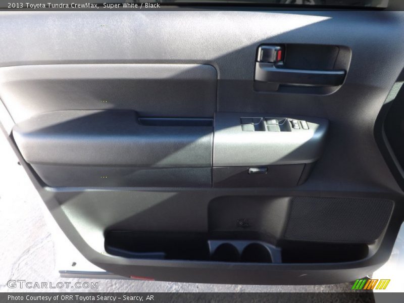 Super White / Black 2013 Toyota Tundra CrewMax