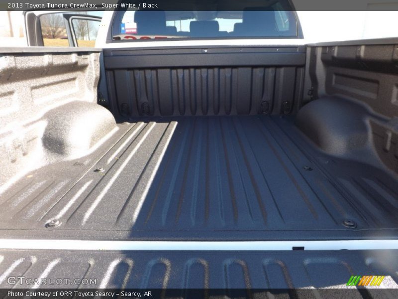 Super White / Black 2013 Toyota Tundra CrewMax