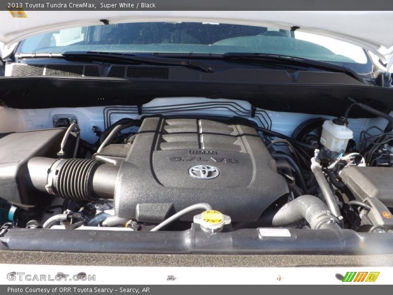 Super White / Black 2013 Toyota Tundra CrewMax