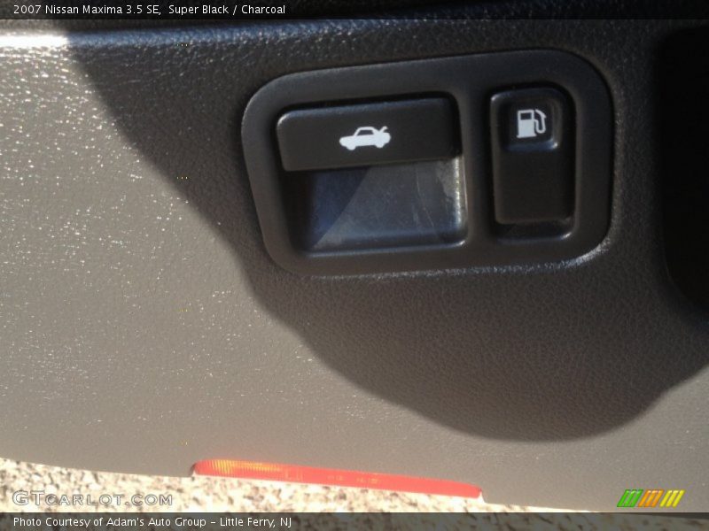 Super Black / Charcoal 2007 Nissan Maxima 3.5 SE