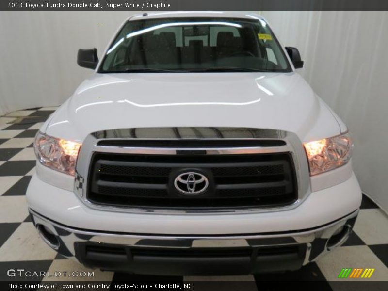 Super White / Graphite 2013 Toyota Tundra Double Cab