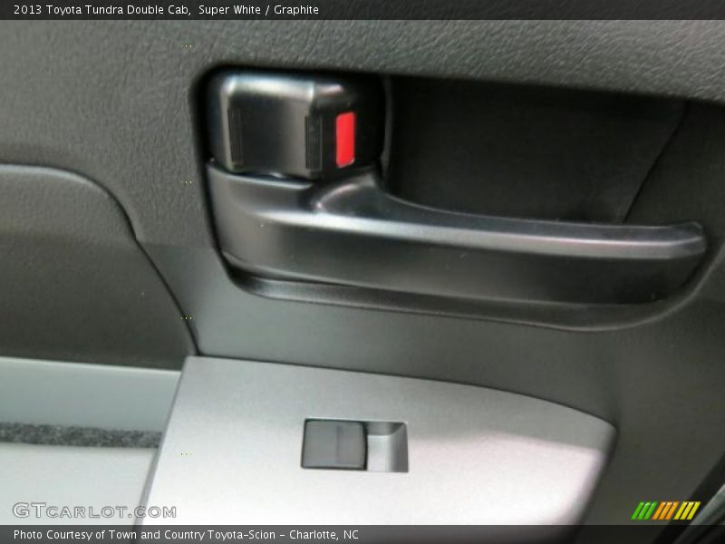 Super White / Graphite 2013 Toyota Tundra Double Cab