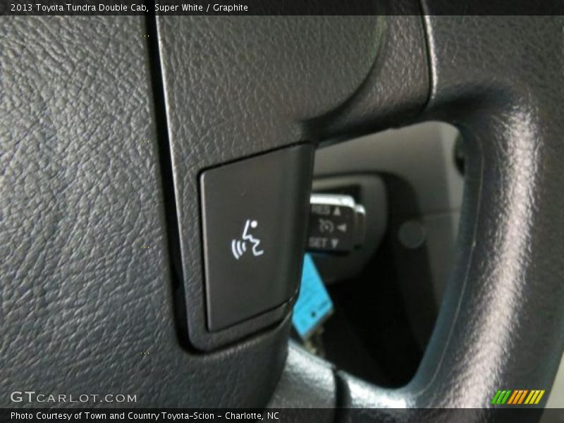 Super White / Graphite 2013 Toyota Tundra Double Cab
