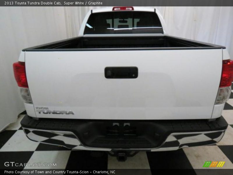 Super White / Graphite 2013 Toyota Tundra Double Cab