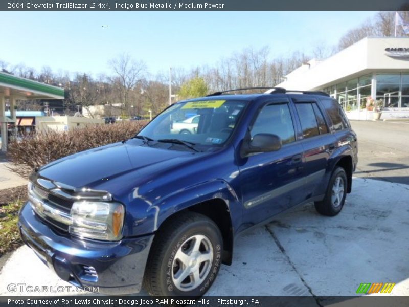 Indigo Blue Metallic / Medium Pewter 2004 Chevrolet TrailBlazer LS 4x4