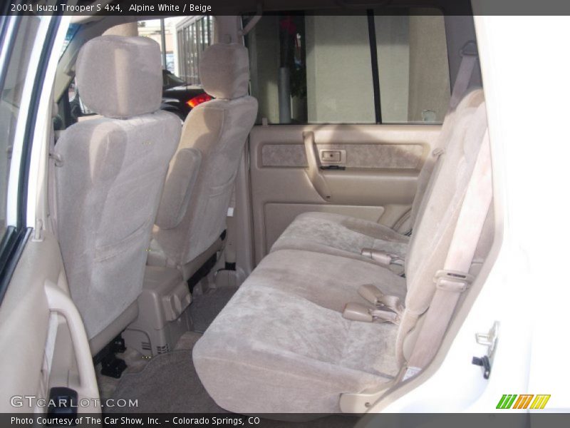 Alpine White / Beige 2001 Isuzu Trooper S 4x4