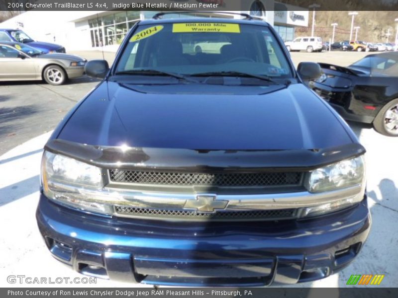 Indigo Blue Metallic / Medium Pewter 2004 Chevrolet TrailBlazer LS 4x4