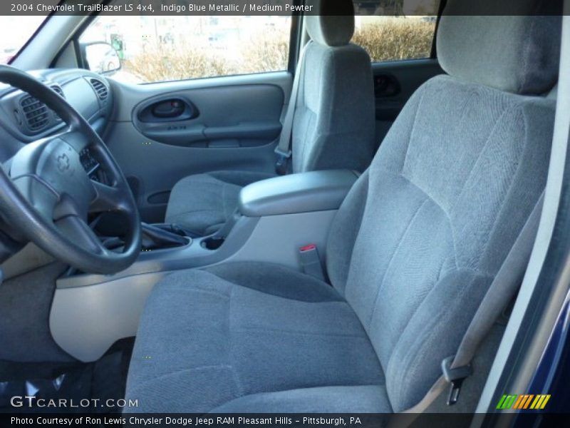 Front Seat of 2004 TrailBlazer LS 4x4