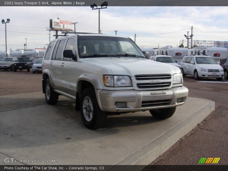 Alpine White / Beige 2001 Isuzu Trooper S 4x4