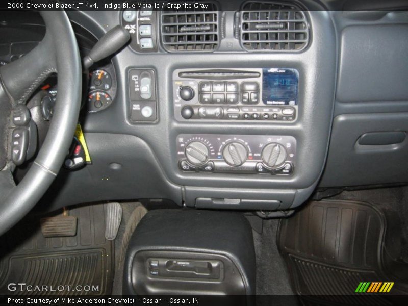 Indigo Blue Metallic / Graphite Gray 2000 Chevrolet Blazer LT 4x4