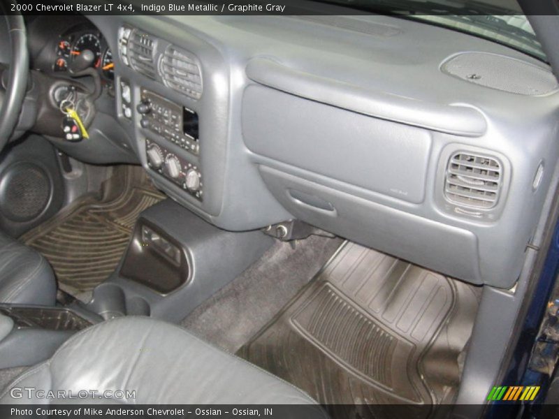 Indigo Blue Metallic / Graphite Gray 2000 Chevrolet Blazer LT 4x4