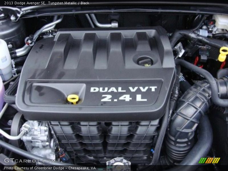 Tungsten Metallic / Black 2013 Dodge Avenger SE