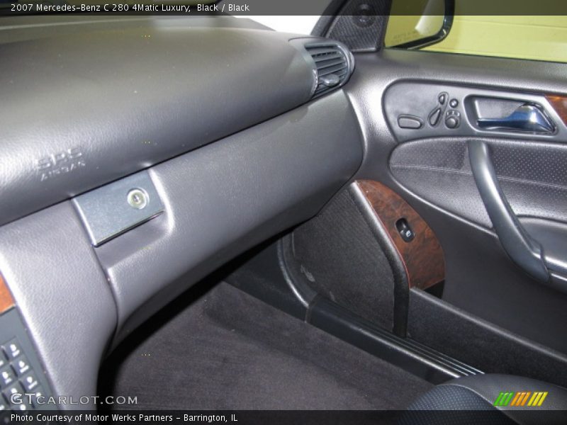 Black / Black 2007 Mercedes-Benz C 280 4Matic Luxury