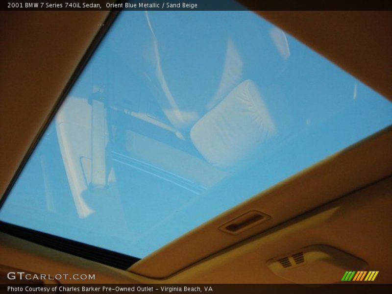 Sunroof of 2001 7 Series 740iL Sedan
