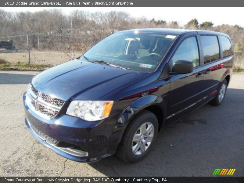 True Blue Pearl / Black/Light Graystone 2013 Dodge Grand Caravan SE