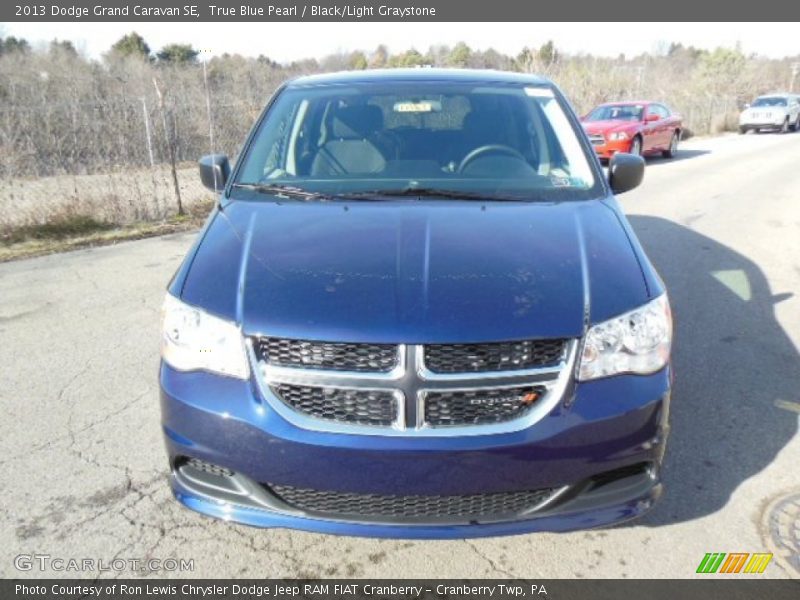 True Blue Pearl / Black/Light Graystone 2013 Dodge Grand Caravan SE