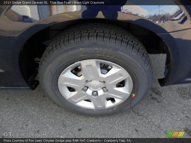 True Blue Pearl / Black/Light Graystone 2013 Dodge Grand Caravan SE