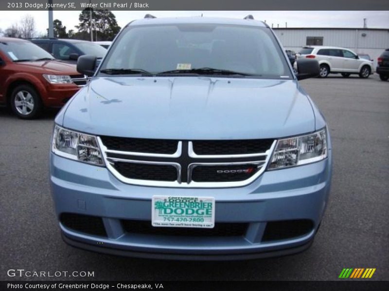 Winter Chill Pearl / Black 2013 Dodge Journey SE