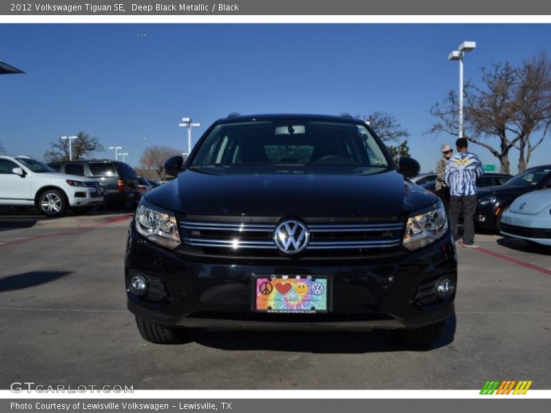 Deep Black Metallic / Black 2012 Volkswagen Tiguan SE