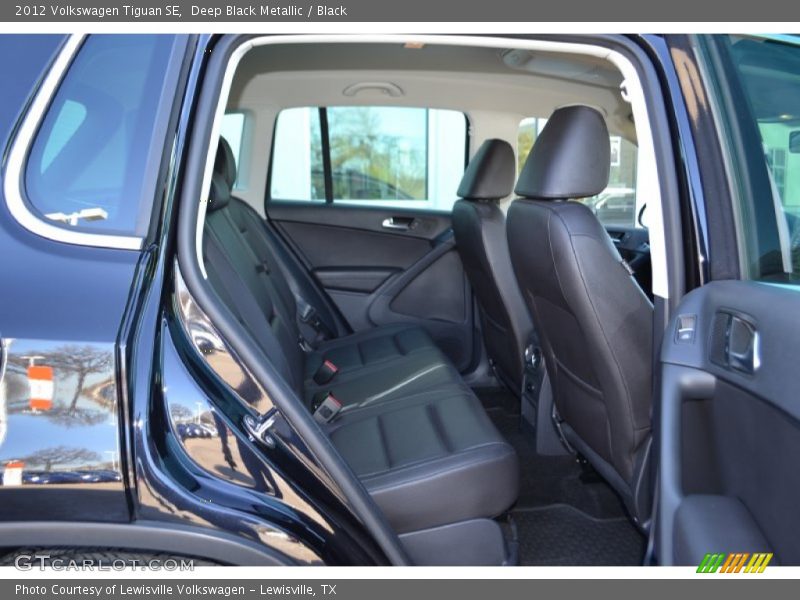 Deep Black Metallic / Black 2012 Volkswagen Tiguan SE