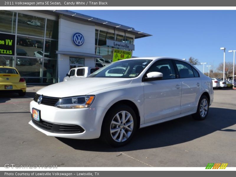 Candy White / Titan Black 2011 Volkswagen Jetta SE Sedan