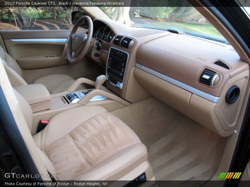 Dashboard of 2010 Cayenne GTS