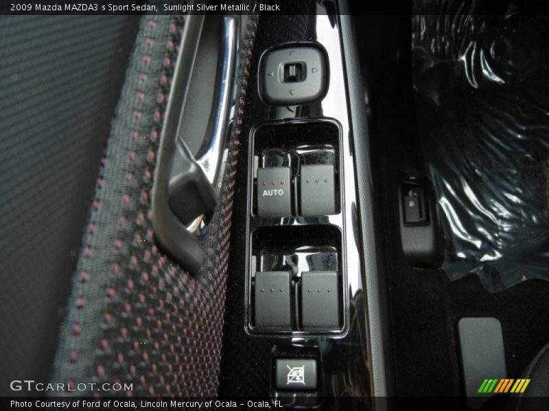 Controls of 2009 MAZDA3 s Sport Sedan