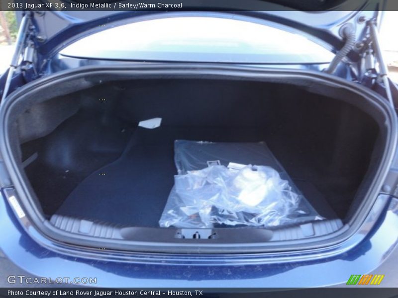 Indigo Metallic / Barley/Warm Charcoal 2013 Jaguar XF 3.0