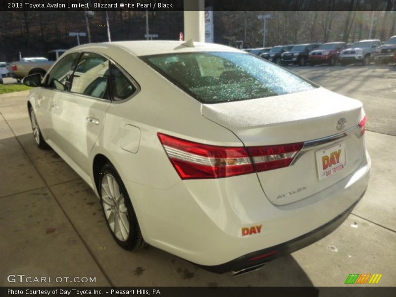 Blizzard White Pearl / Black 2013 Toyota Avalon Limited