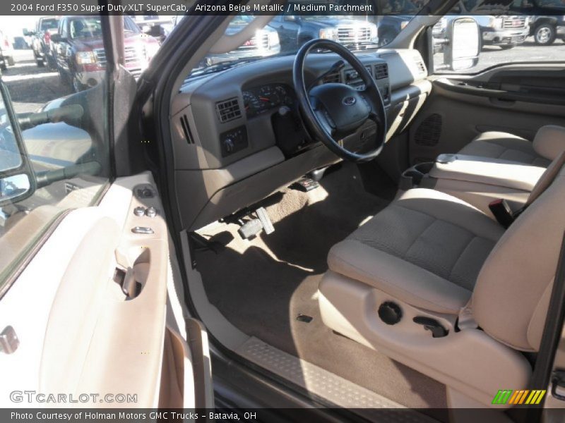Arizona Beige Metallic / Medium Parchment 2004 Ford F350 Super Duty XLT SuperCab