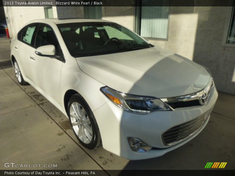 Blizzard White Pearl / Black 2013 Toyota Avalon Limited