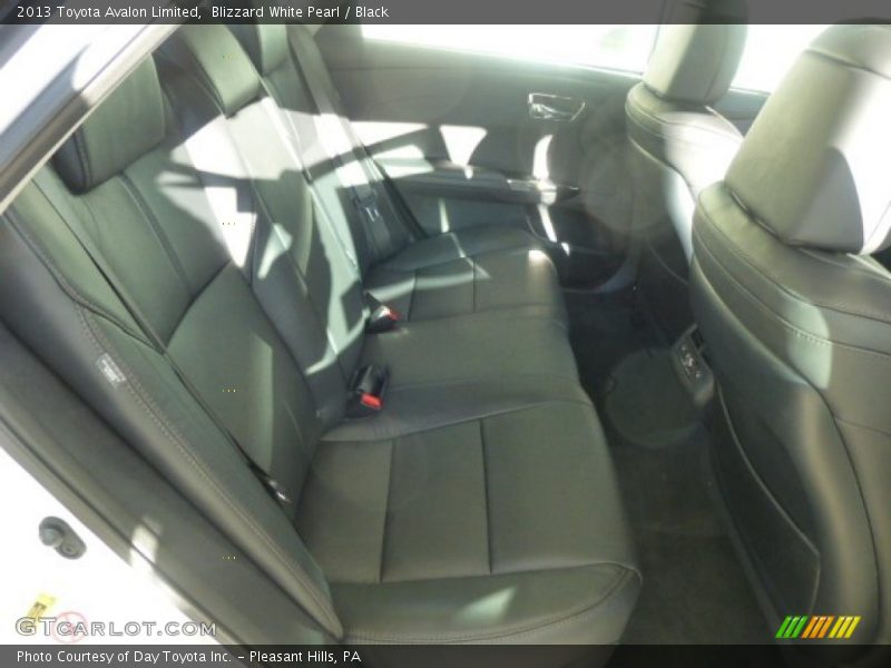 Blizzard White Pearl / Black 2013 Toyota Avalon Limited
