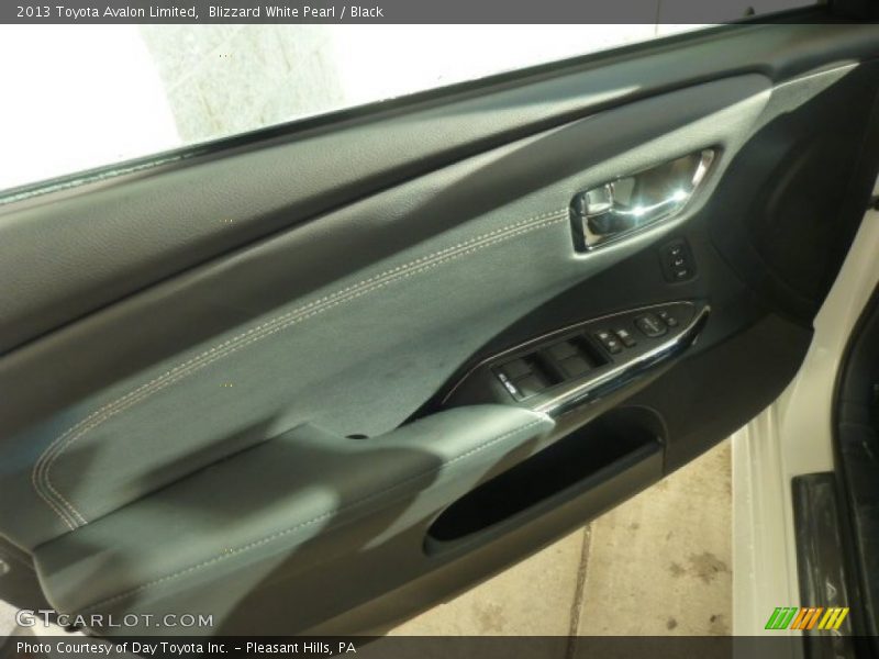 Blizzard White Pearl / Black 2013 Toyota Avalon Limited