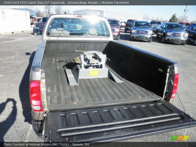 Arizona Beige Metallic / Medium Parchment 2004 Ford F350 Super Duty XLT SuperCab