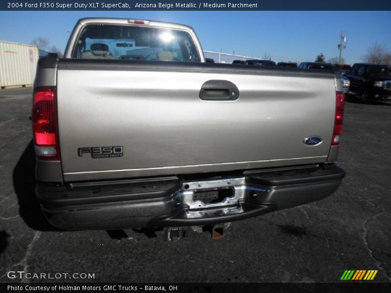 Arizona Beige Metallic / Medium Parchment 2004 Ford F350 Super Duty XLT SuperCab