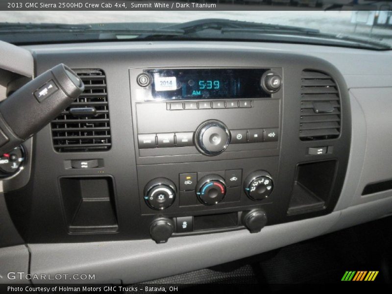 Controls of 2013 Sierra 2500HD Crew Cab 4x4