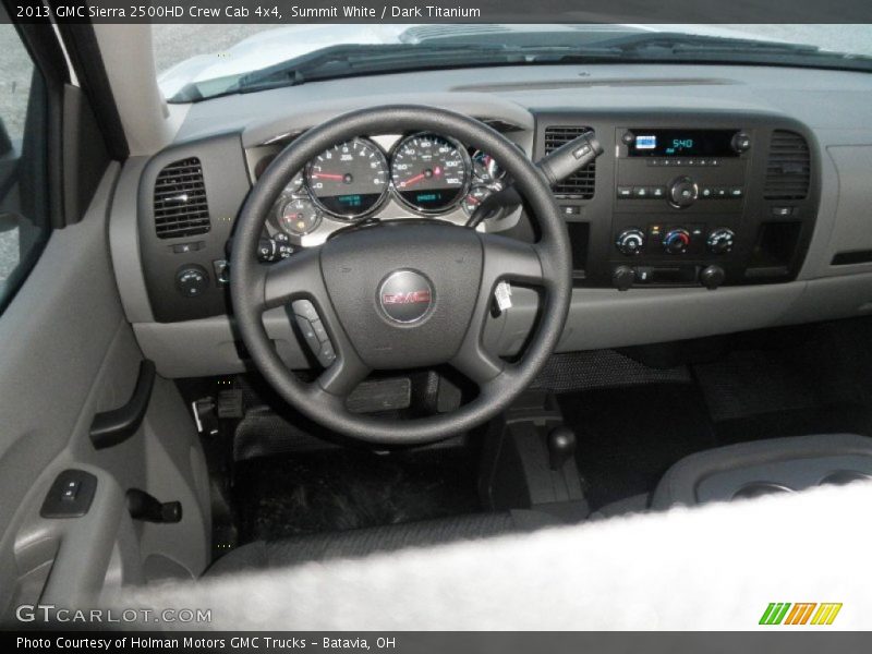 Dashboard of 2013 Sierra 2500HD Crew Cab 4x4