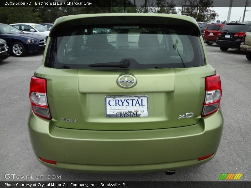 Electric Wasabi / Charcoal Gray 2009 Scion xD