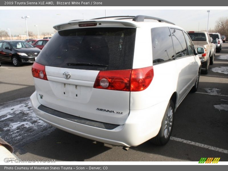 Blizzard White Pearl / Stone 2009 Toyota Sienna XLE AWD