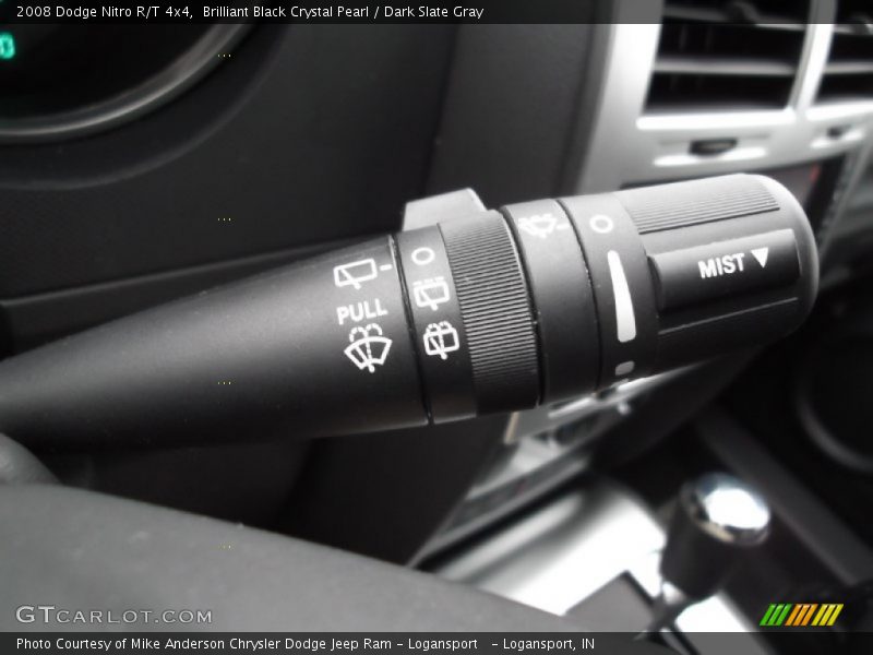 Controls of 2008 Nitro R/T 4x4