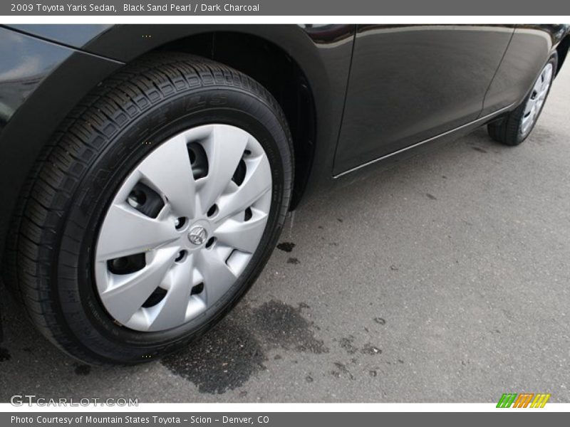 Black Sand Pearl / Dark Charcoal 2009 Toyota Yaris Sedan