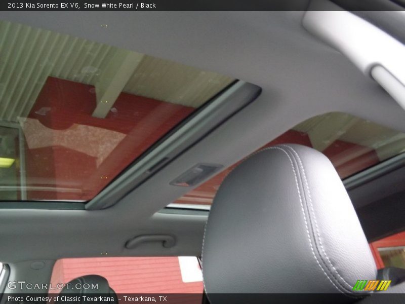 Snow White Pearl / Black 2013 Kia Sorento EX V6