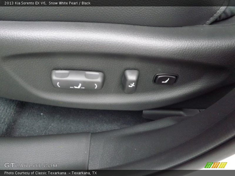 Snow White Pearl / Black 2013 Kia Sorento EX V6
