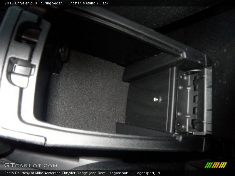 Tungsten Metallic / Black 2013 Chrysler 200 Touring Sedan