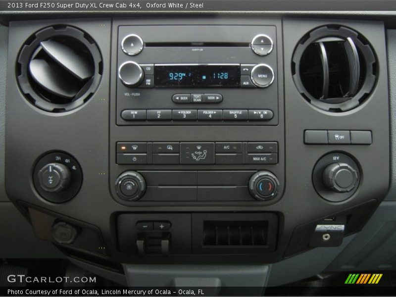 Controls of 2013 F250 Super Duty XL Crew Cab 4x4