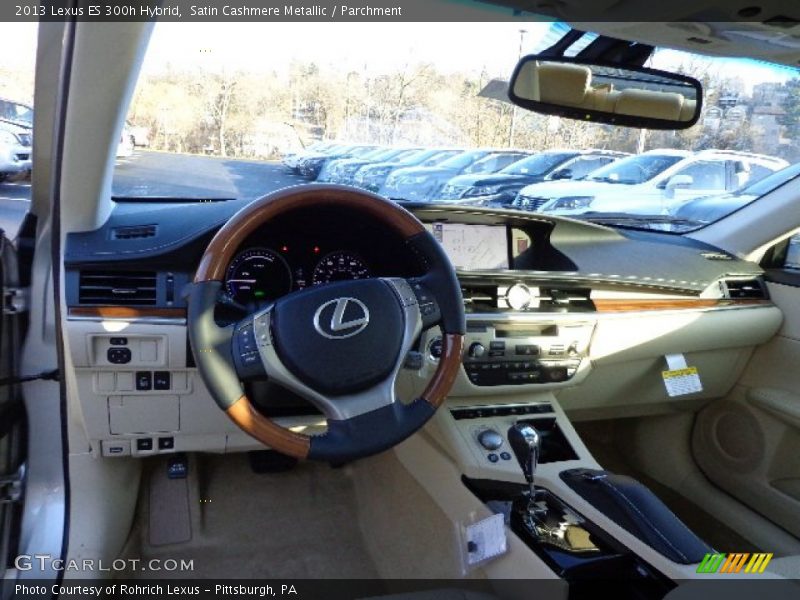 Satin Cashmere Metallic / Parchment 2013 Lexus ES 300h Hybrid