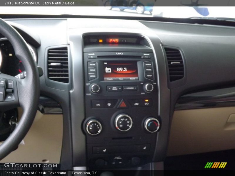 Satin Metal / Beige 2013 Kia Sorento LX