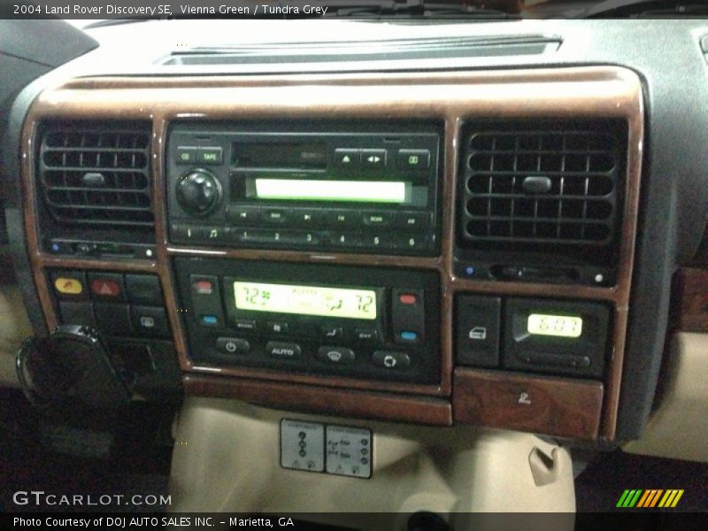 Vienna Green / Tundra Grey 2004 Land Rover Discovery SE