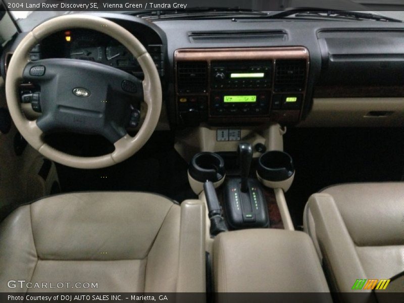Vienna Green / Tundra Grey 2004 Land Rover Discovery SE