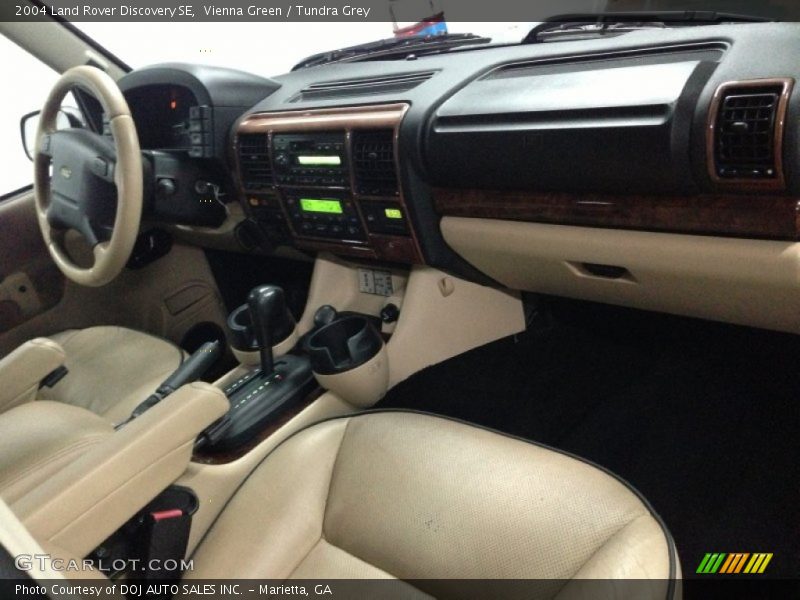 Vienna Green / Tundra Grey 2004 Land Rover Discovery SE
